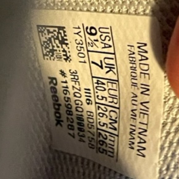 Diamond Silver Reebok Classics - Picture 11 of 11